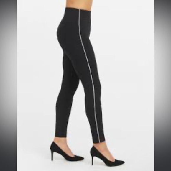NWT Spanx Perfect Pant Ankle Piped Skinny Classic Navy Size XS - Picture 5 of 16